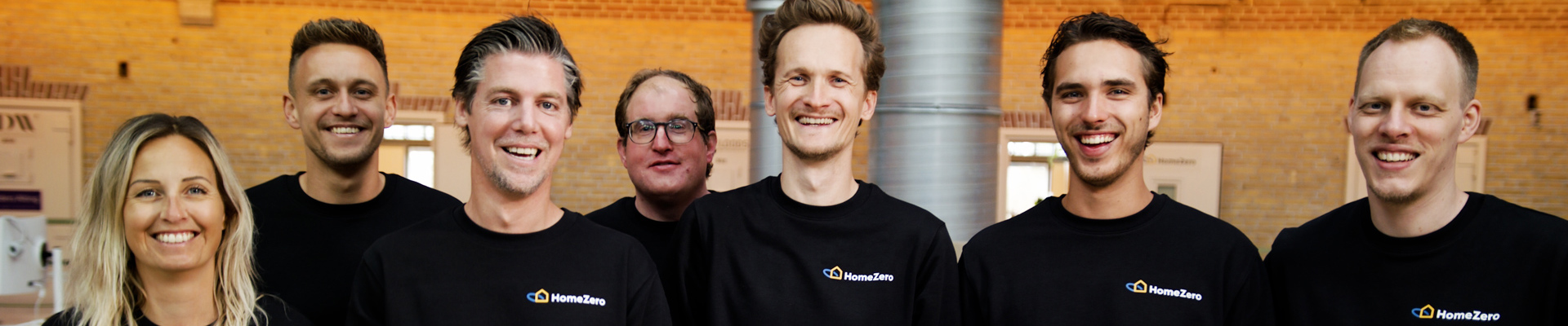 64F1a6d0250bee320c695e37 Portret Foto's.00 10 35 21.Still017