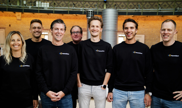 64F1a6d0250bee320c695e37 Portret Foto's.00 10 35 21.Still017