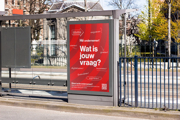 Poster On Bus Stop Mockup Kopie 1200X800
